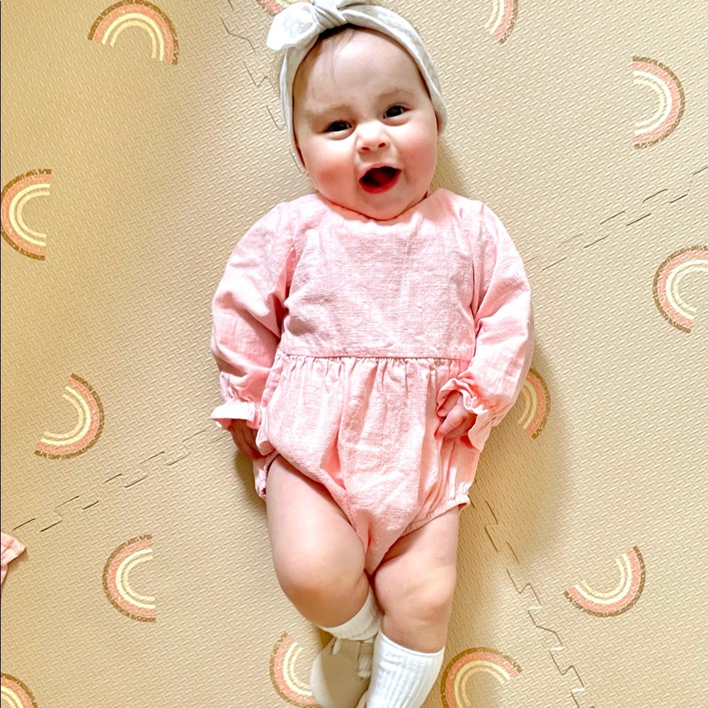 0 to 6 months long sleeve bubble romper
